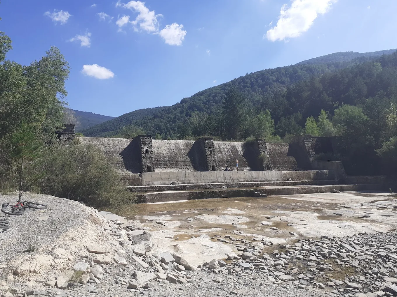 La Presa de Isín - Foto 1